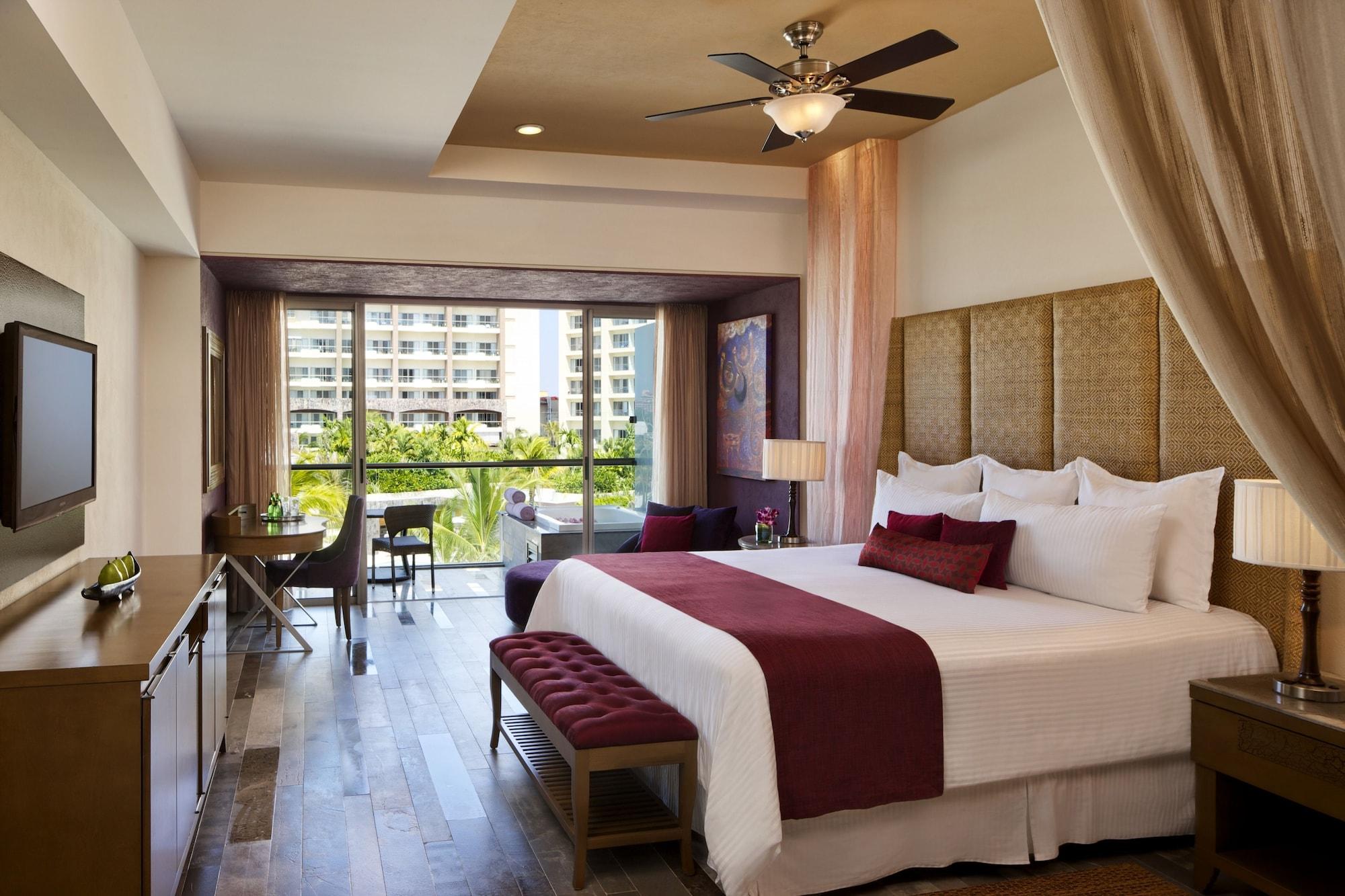 Secrets Vallarta Bay Resort & Spa - Adults Only Puerto Vallarta Exterior photo